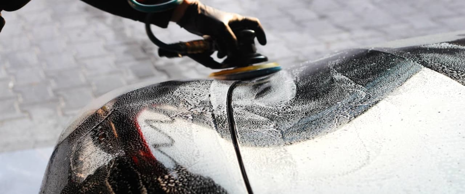 Cleaning and Detailing Your Car Before Shipping